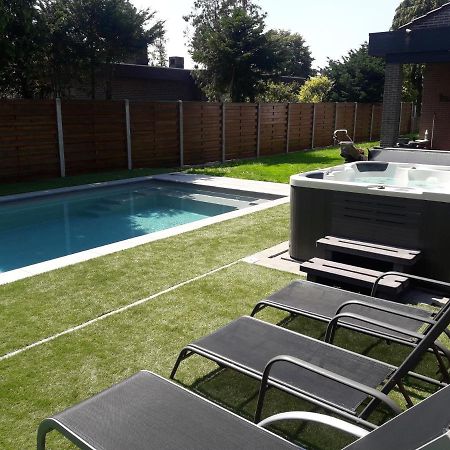 Appartement All In & Zwembad Leopoldsburg Exterior photo